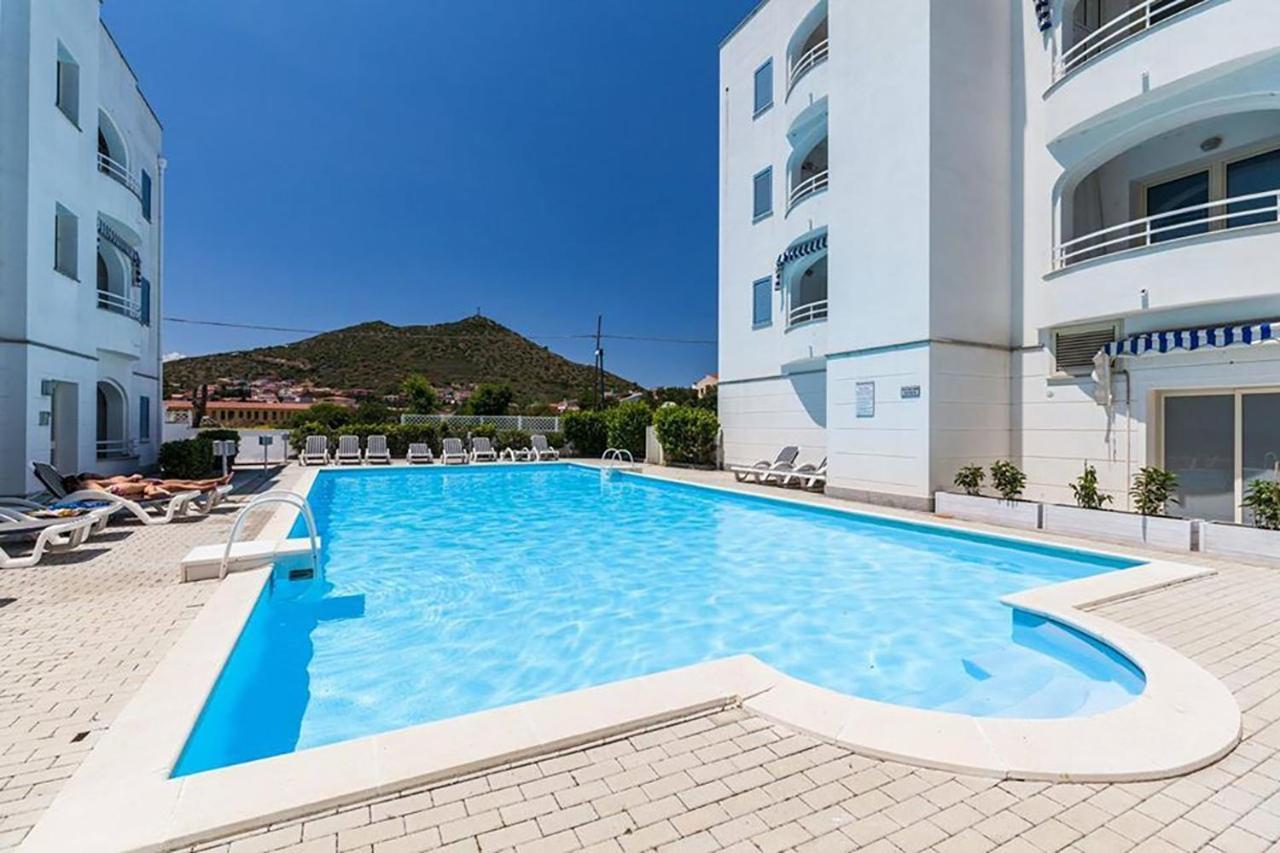 Le Residenze Blu Sardinia Aparthotel ลากาเลตตา ภายนอก รูปภาพ