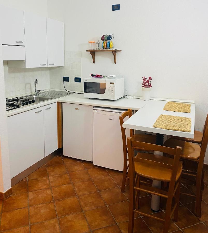 Le Residenze Blu Sardinia Aparthotel ลากาเลตตา ภายนอก รูปภาพ