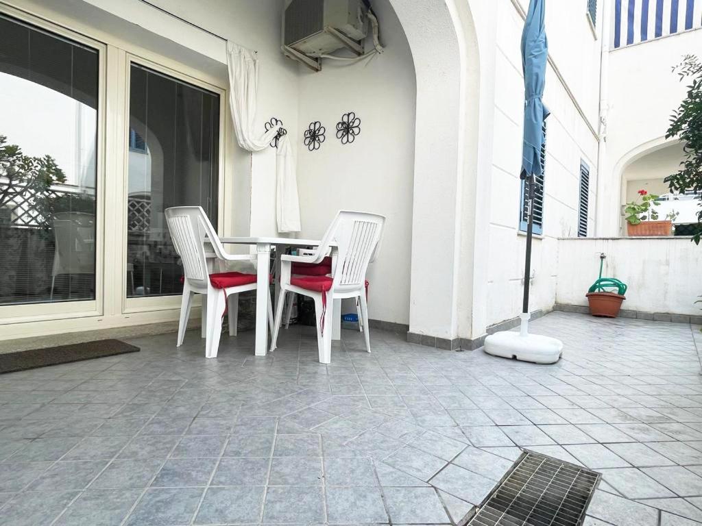 Le Residenze Blu Sardinia Aparthotel ลากาเลตตา ภายนอก รูปภาพ