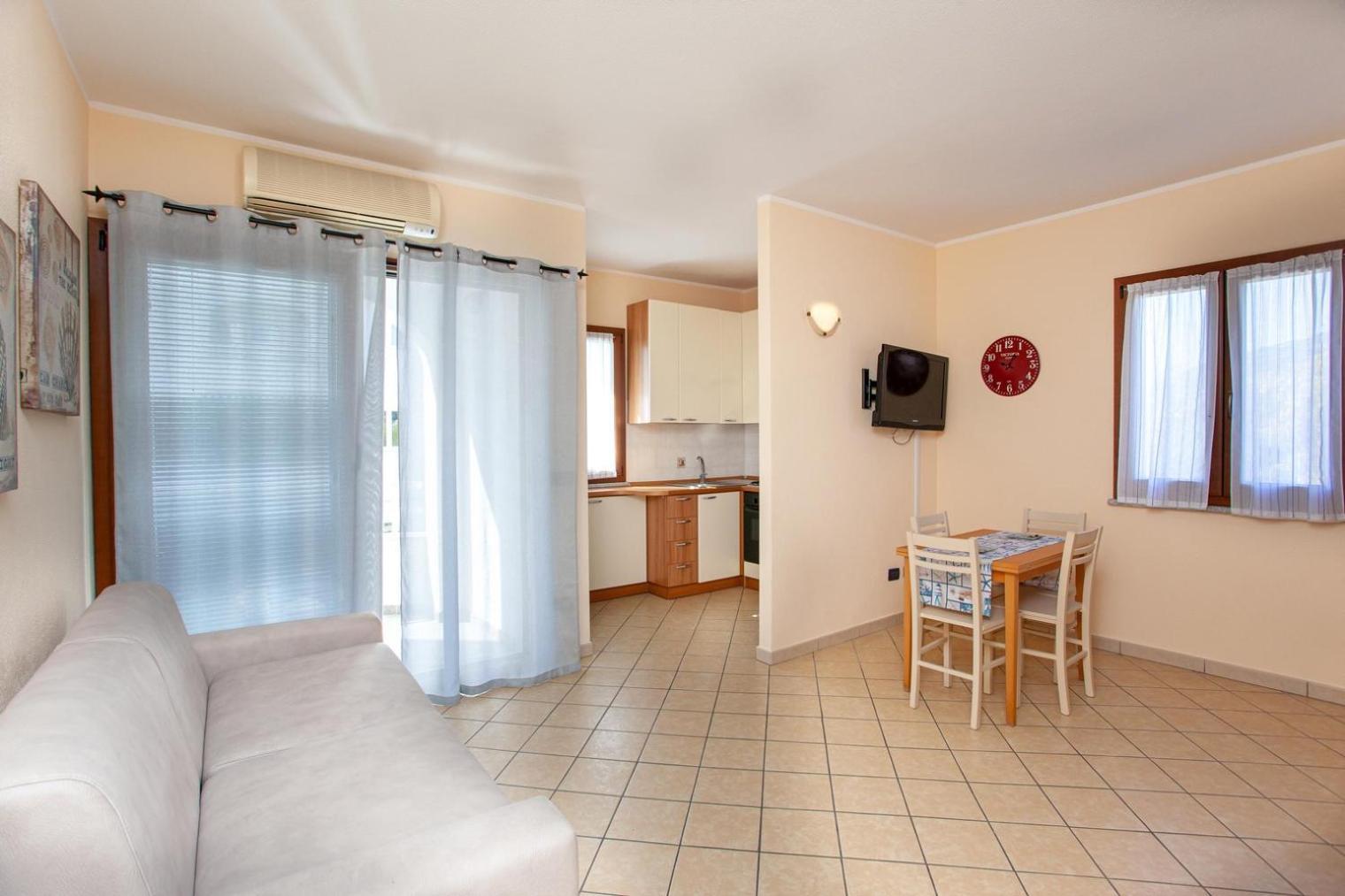 Le Residenze Blu Sardinia Aparthotel ลากาเลตตา ภายนอก รูปภาพ
