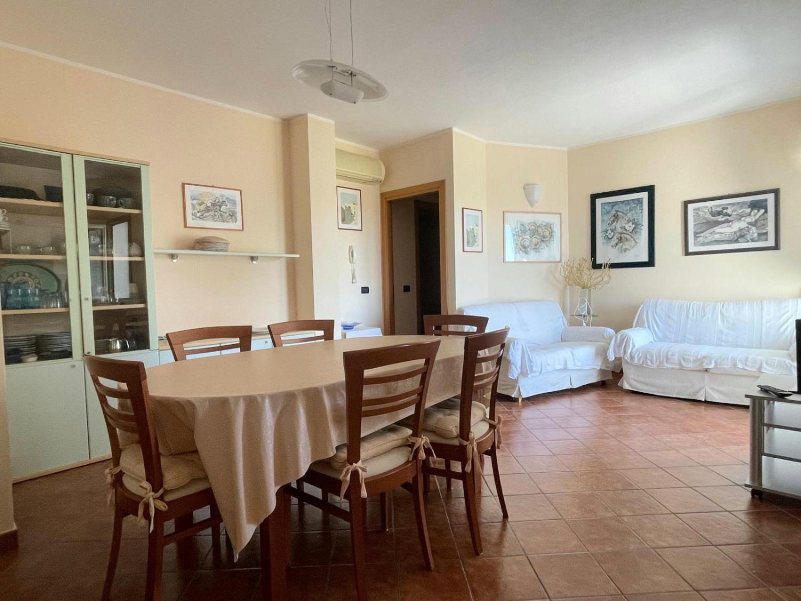 Le Residenze Blu Sardinia Aparthotel ลากาเลตตา ภายนอก รูปภาพ